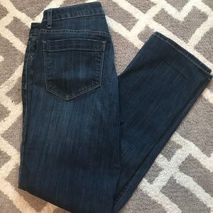 Vera Wang straight leg jeans